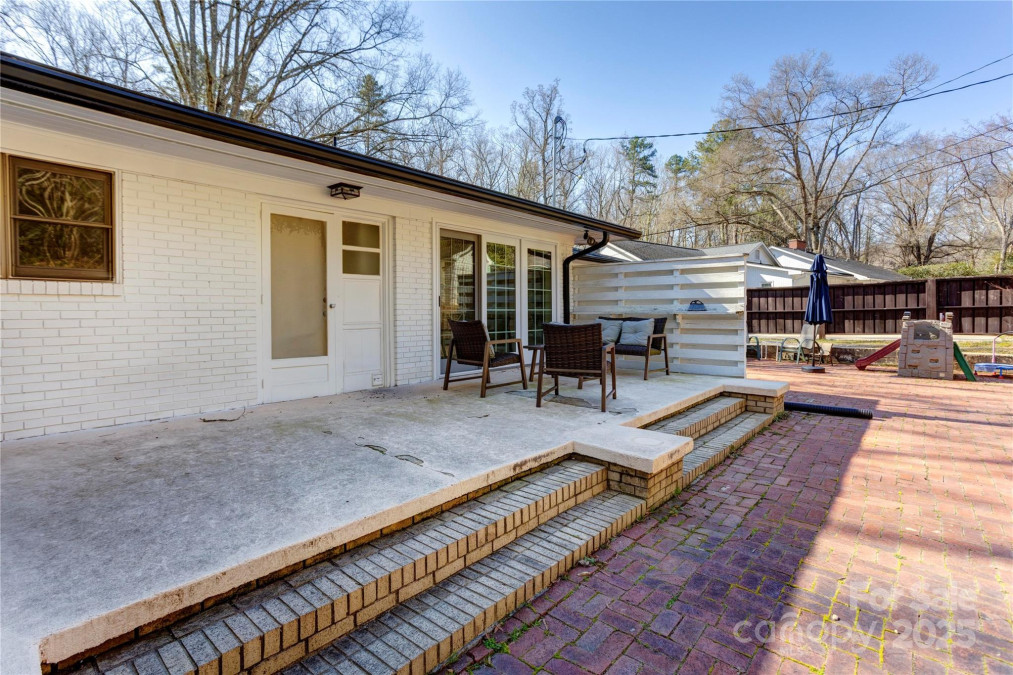435 Caldwell Dr Concord, NC 28025