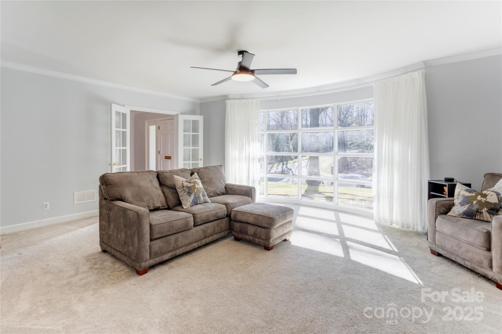 435 Caldwell Dr Concord, NC 28025