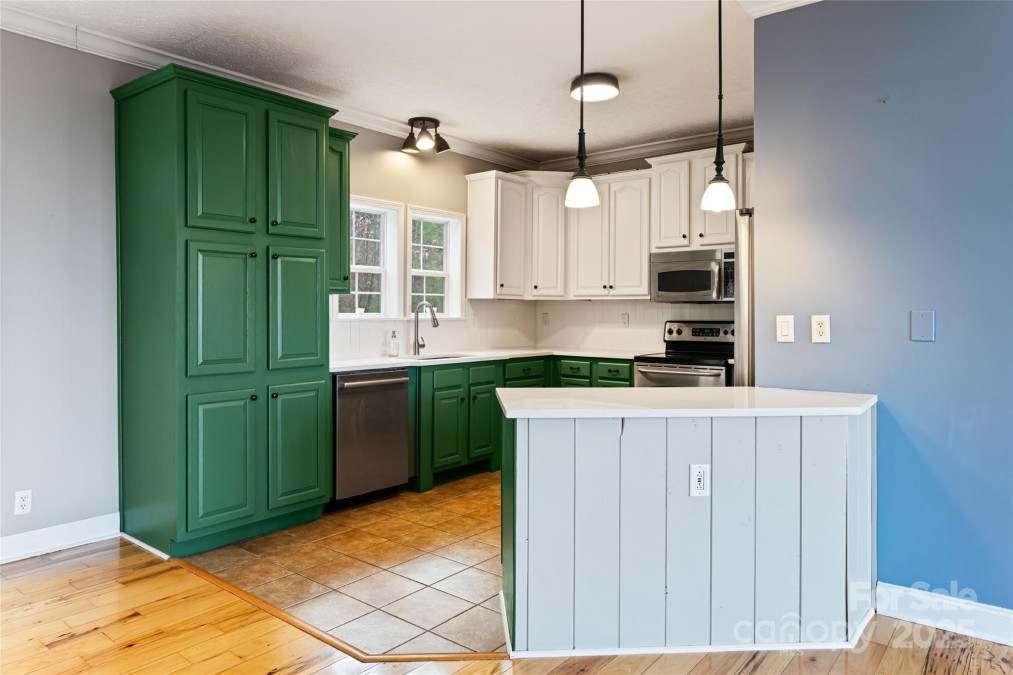 837 California Ave Marion, NC 28752