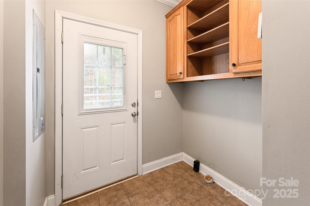 837 California Ave Marion, NC 28752