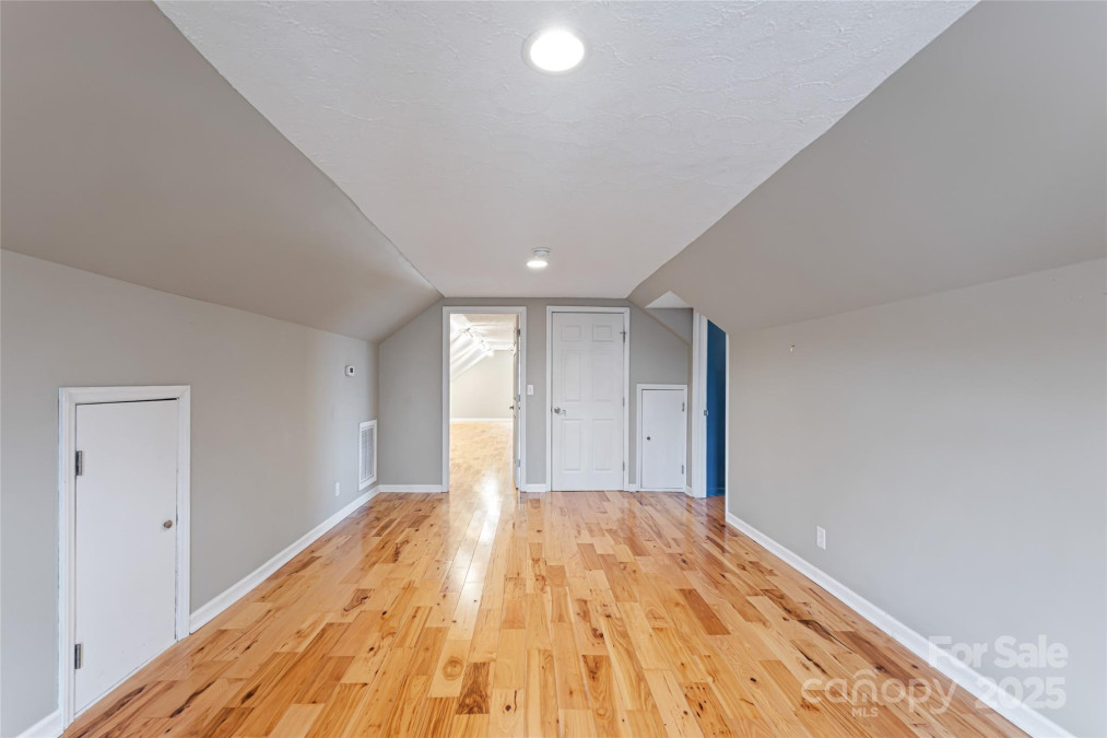 837 California Ave Marion, NC 28752