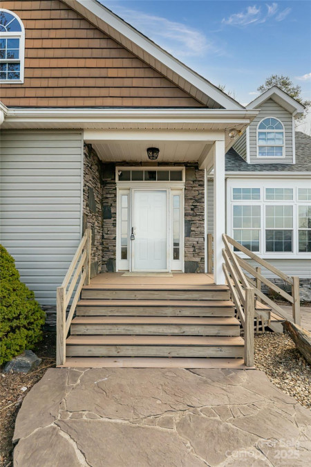 837 California Ave Marion, NC 28752