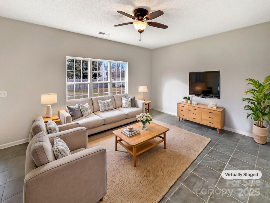 7829 Buddy Holly Rd Charlotte, NC 28216