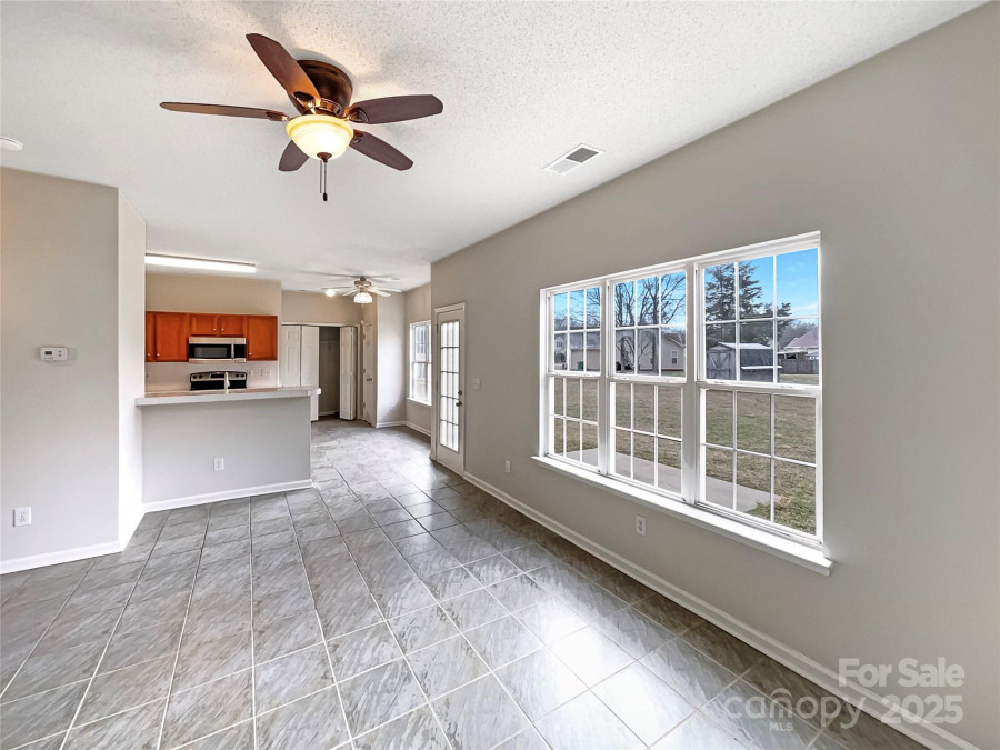 7829 Buddy Holly Rd Charlotte, NC 28216
