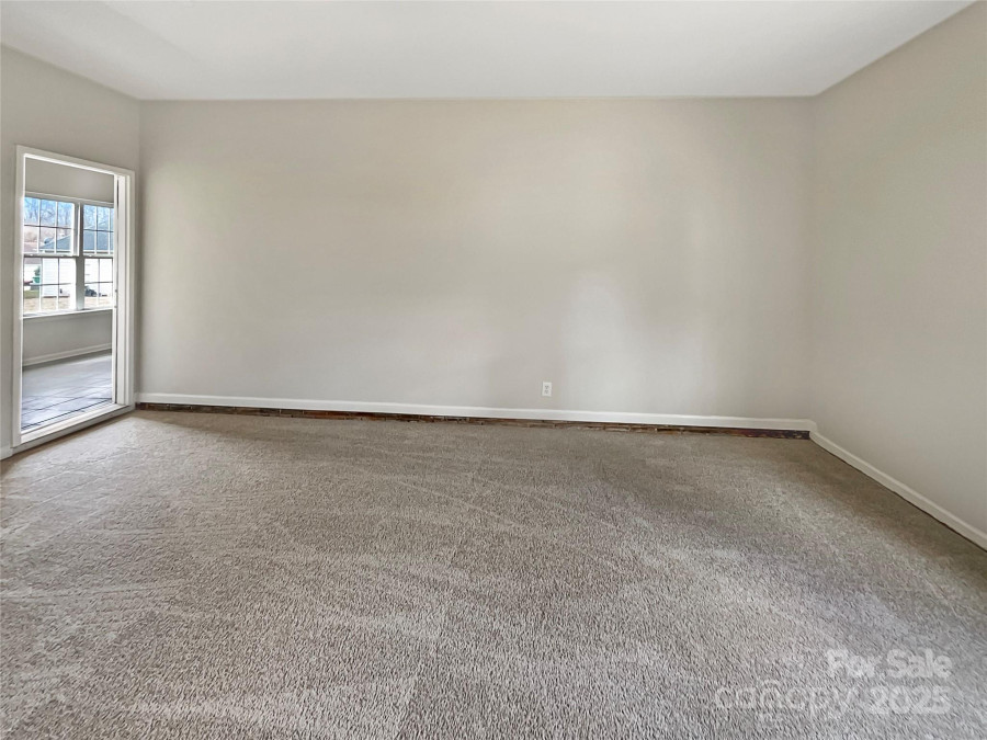 7829 Buddy Holly Rd Charlotte, NC 28216