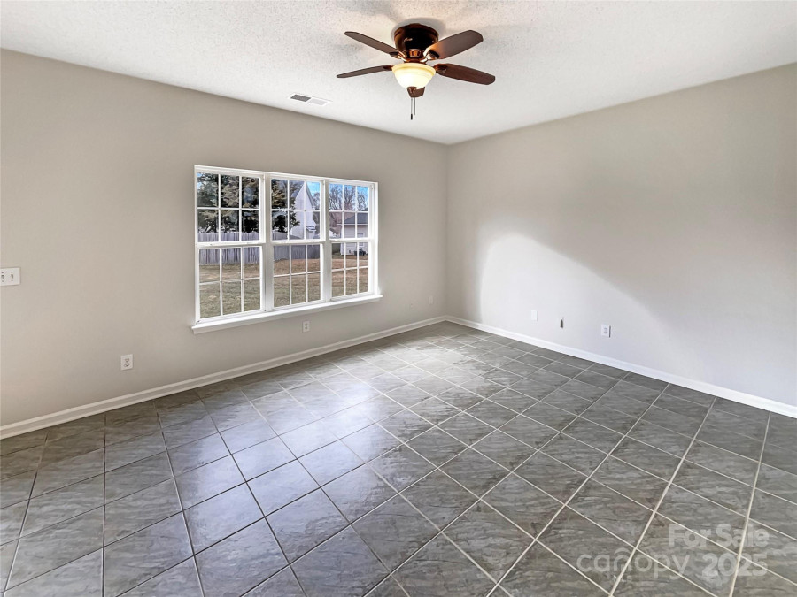 7829 Buddy Holly Rd Charlotte, NC 28216