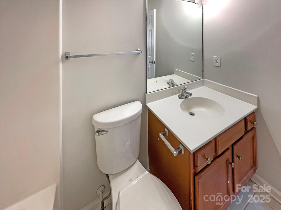 7829 Buddy Holly Rd Charlotte, NC 28216