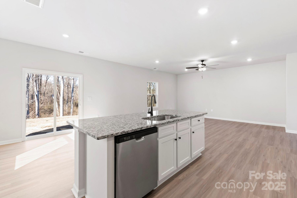 3358 Burberry Dr Gastonia, NC 28052