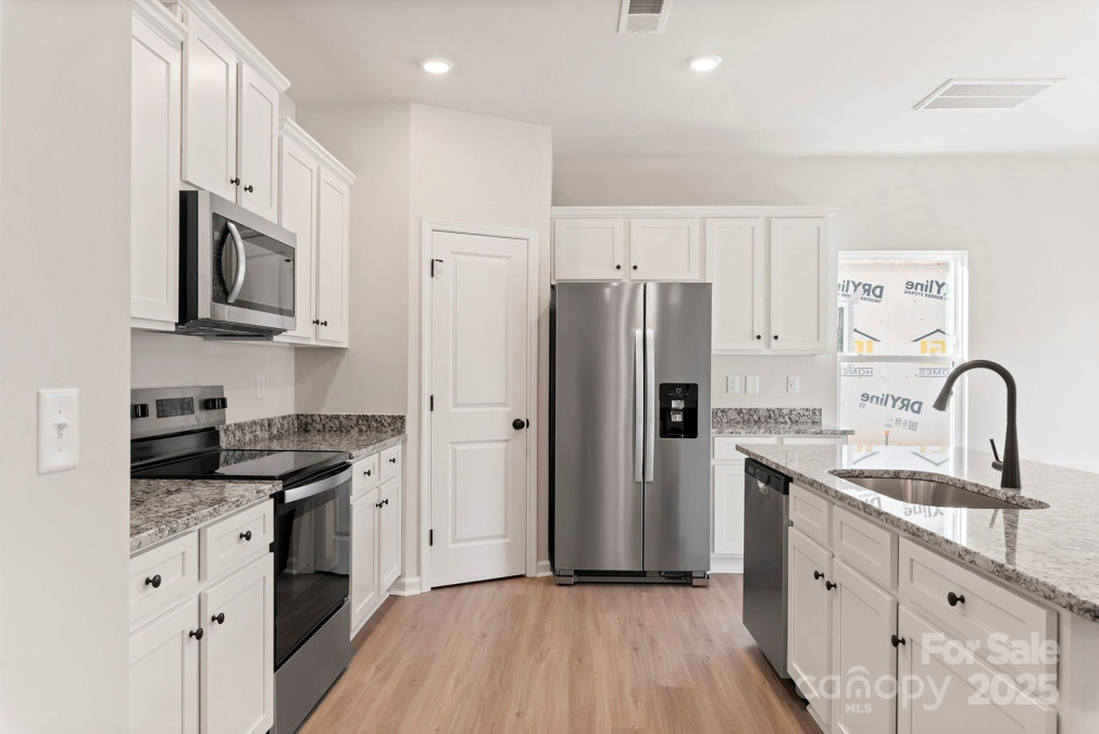 3358 Burberry Dr Gastonia, NC 28052