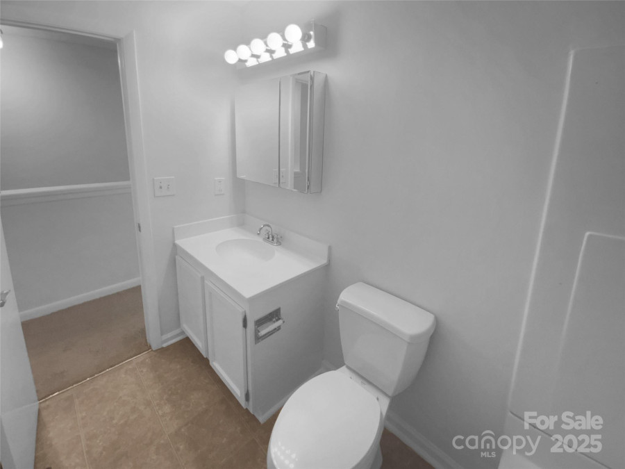 6108 Heath Ridge Ct Charlotte, NC 28210