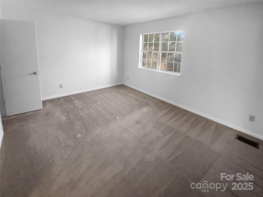 6108 Heath Ridge Ct Charlotte, NC 28210