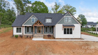 135 Westview Dr Hendersonville, NC 28791