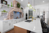 135 Westview Dr Hendersonville, NC 28791