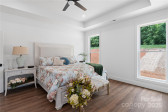 135 Westview Dr Hendersonville, NC 28791