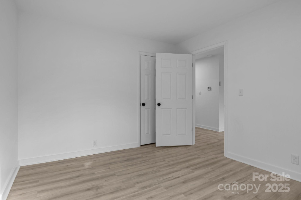 621 Sharpe St Statesville, NC 28677
