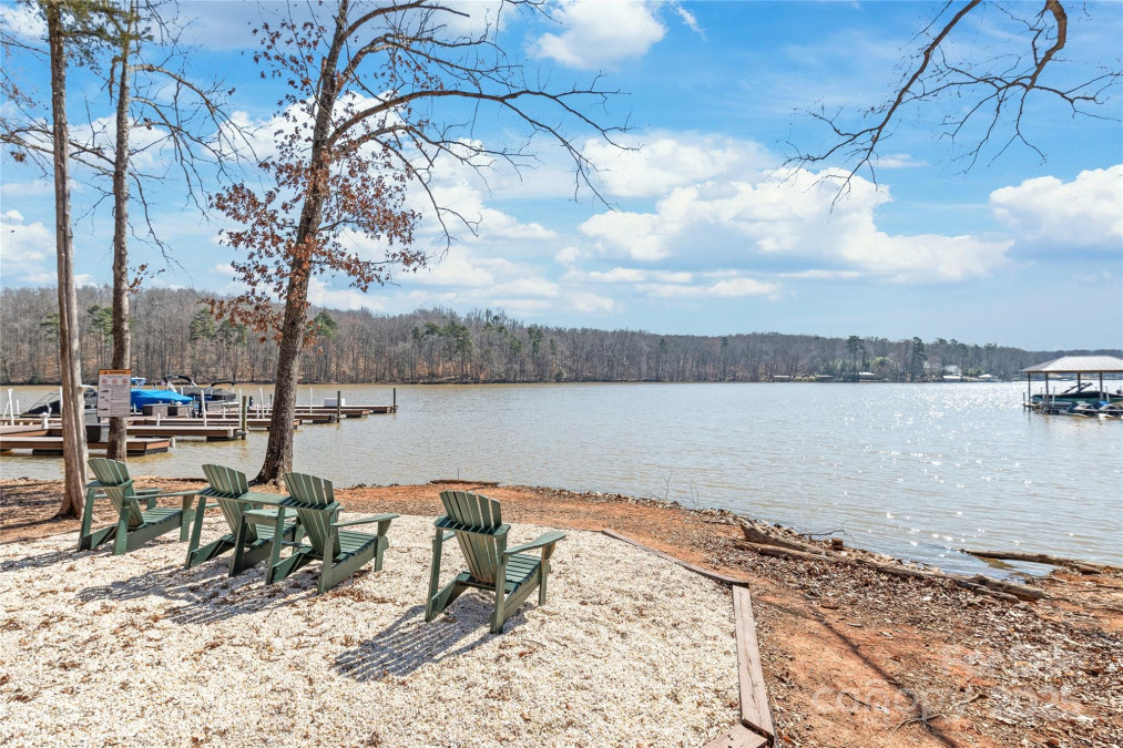 8513 Loxton Cir Charlotte, NC 28214