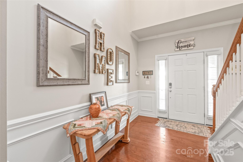 8513 Loxton Cir Charlotte, NC 28214