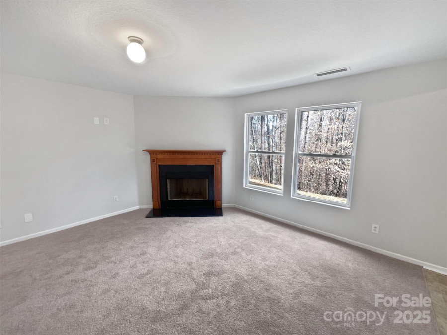 1121 Swearngan Ridge Ct Charlotte, NC 28216