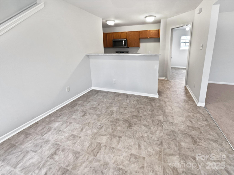 1121 Swearngan Ridge Ct Charlotte, NC 28216