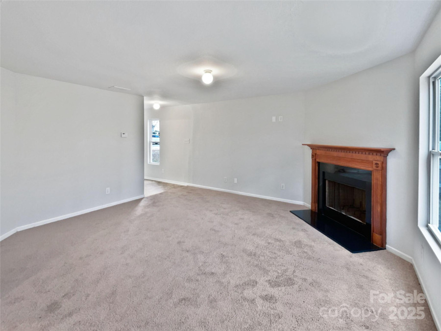 1121 Swearngan Ridge Ct Charlotte, NC 28216