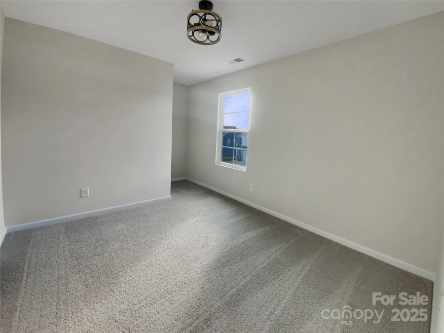 1298 Bryson Ln Denver, NC 28037