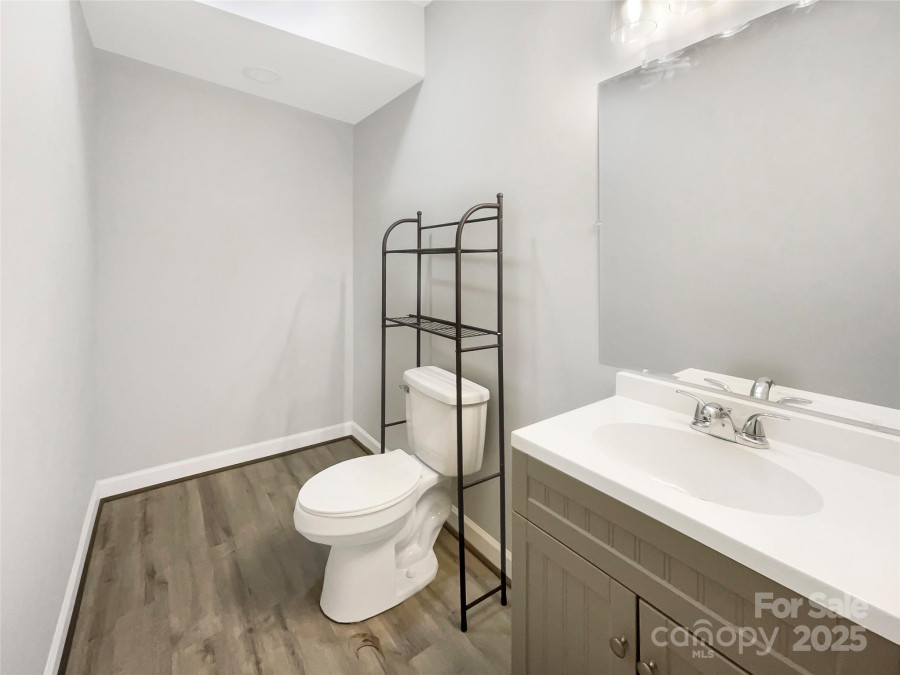 705 Old Cove Rd Tega Cay, SC 29708