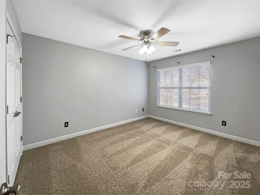 621 Ravenglass Dr Fort Mill, SC 29715