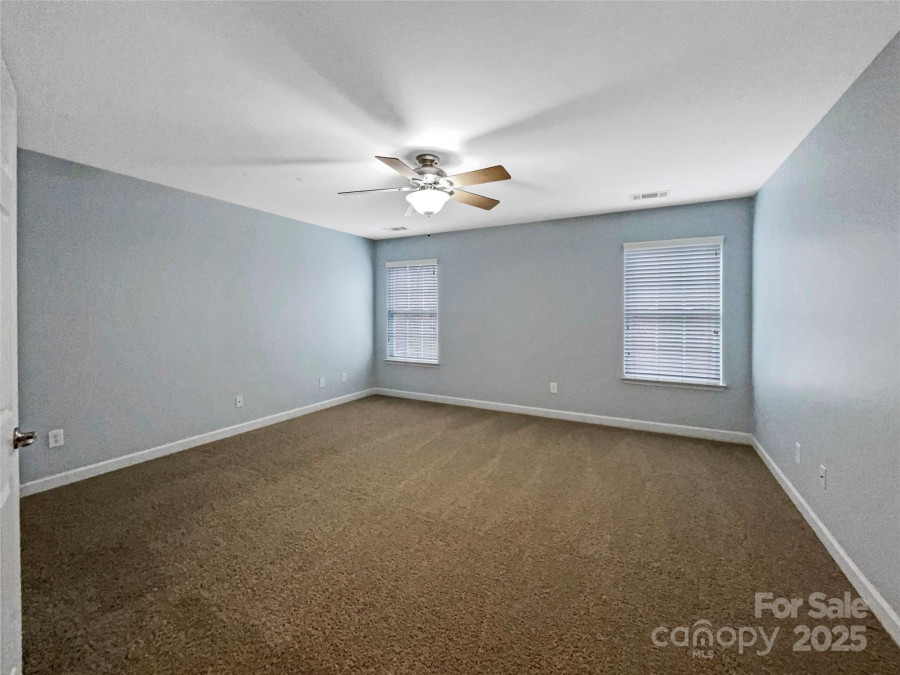 621 Ravenglass Dr Fort Mill, SC 29715