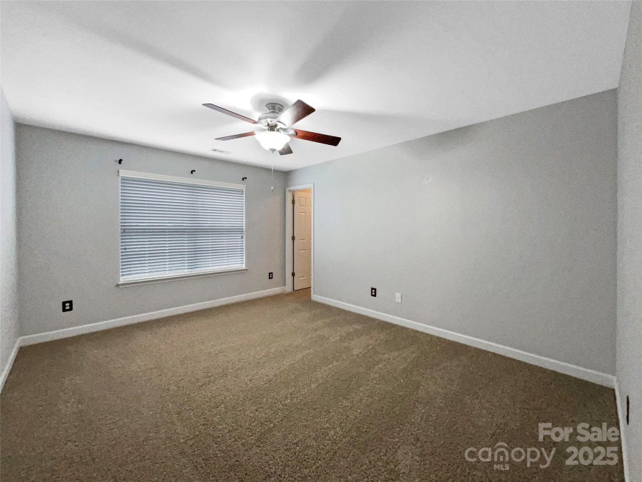 621 Ravenglass Dr Fort Mill, SC 29715