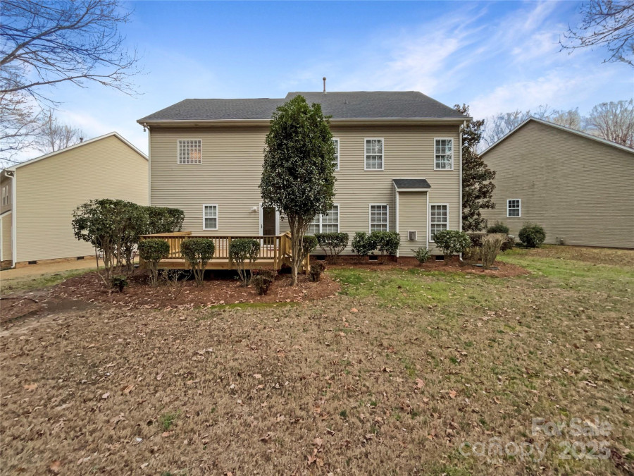 621 Ravenglass Dr Fort Mill, SC 29715