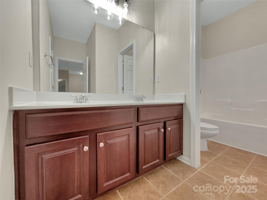 5002 Fine Robe Dr Indian Trail, NC 28079