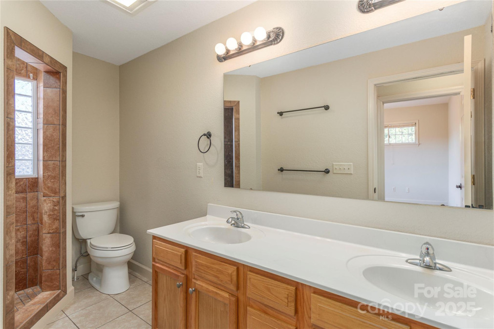 114116 Arco Rd Asheville, NC 28805