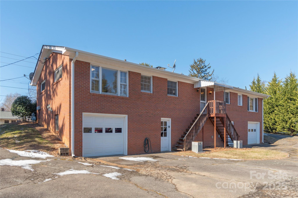 114116 Arco Rd Asheville, NC 28805