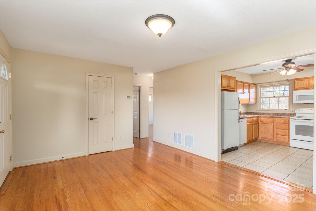 114116 Arco Rd Asheville, NC 28805