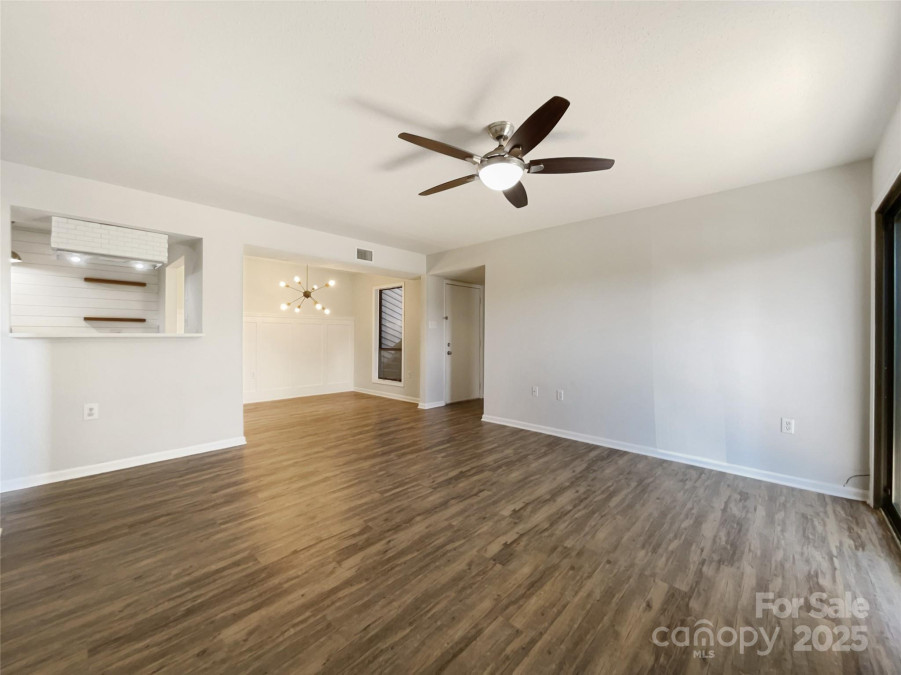 4918 Sardis Rd Charlotte, NC 28270