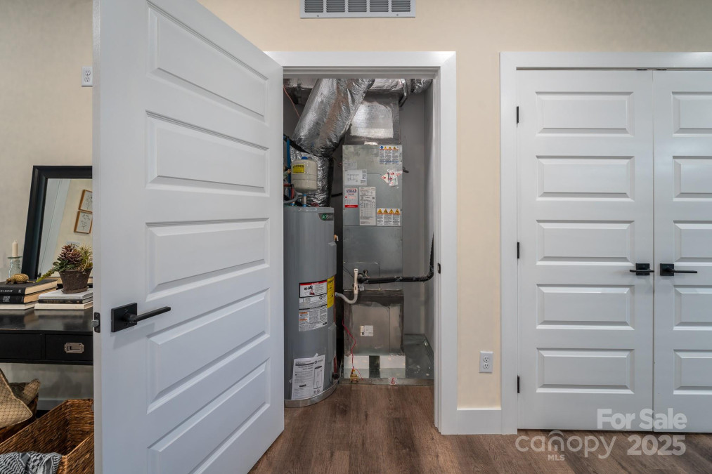 143 Carver St Brevard, NC 28712