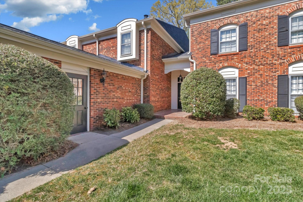 7214 Quail Meadow Ln Charlotte, NC 28210