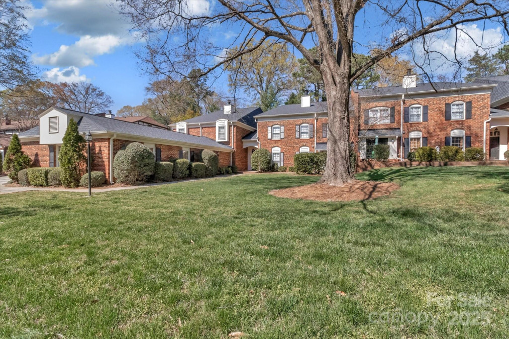 7214 Quail Meadow Ln Charlotte, NC 28210