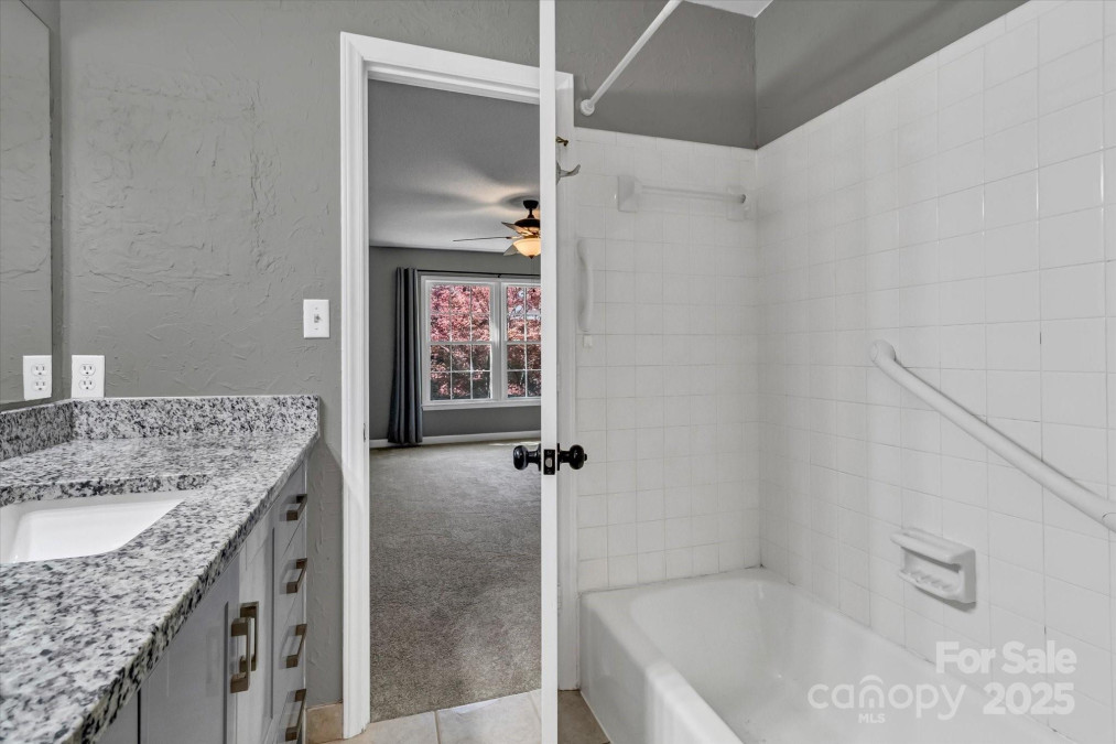 7214 Quail Meadow Ln Charlotte, NC 28210
