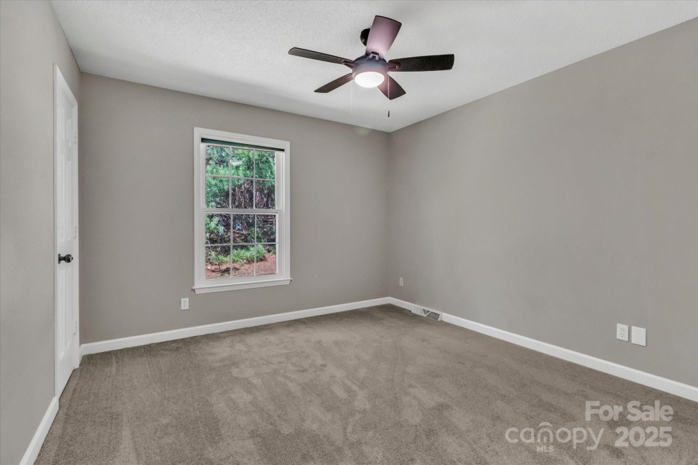 7214 Quail Meadow Ln Charlotte, NC 28210