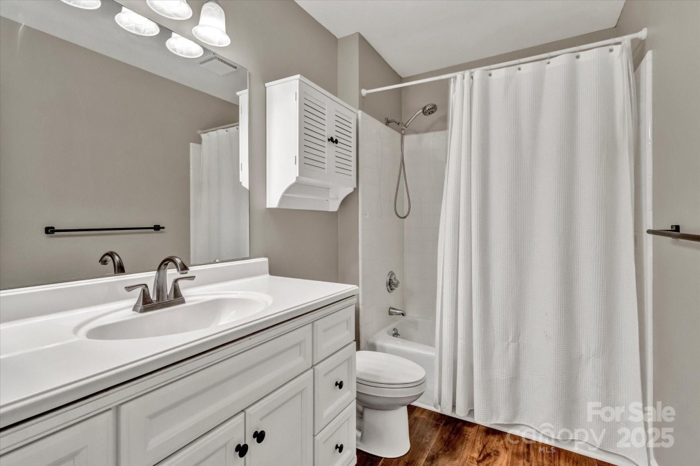 7214 Quail Meadow Ln Charlotte, NC 28210