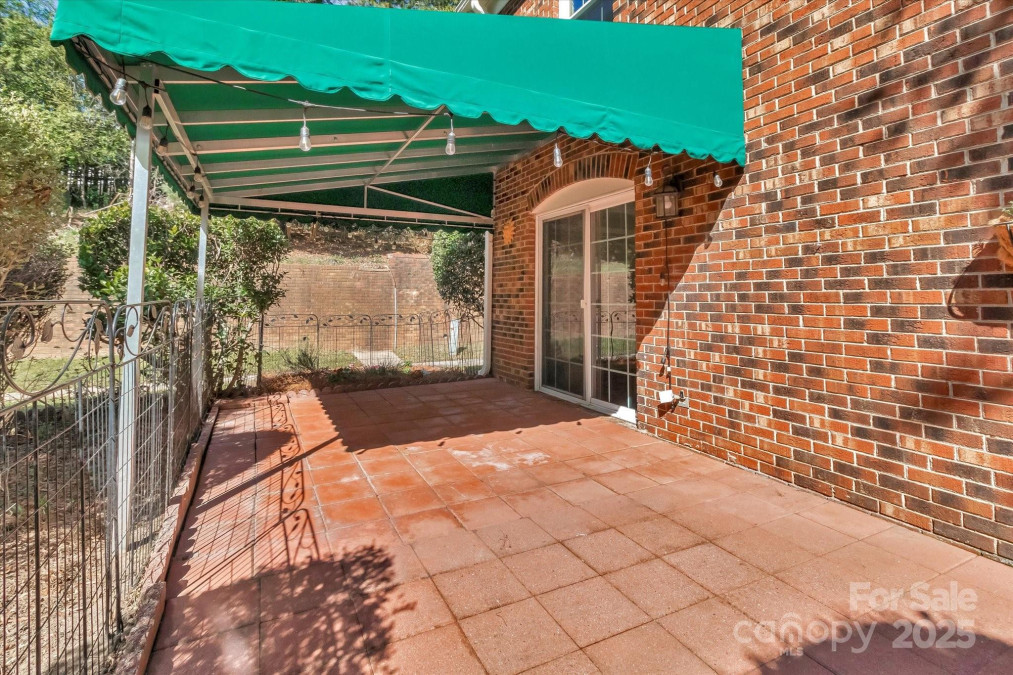 7214 Quail Meadow Ln Charlotte, NC 28210