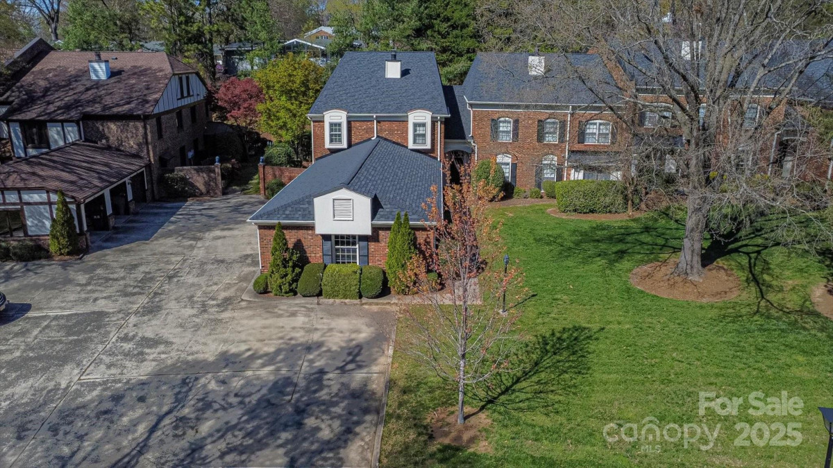 7214 Quail Meadow Ln Charlotte, NC 28210