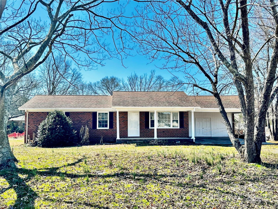 2604 Oxford Cir Lancaster, SC 29720
