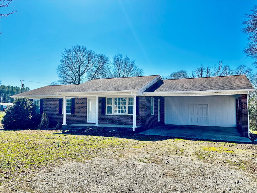 2604 Oxford Cir Lancaster, SC 29720