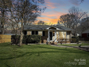 4201 Winedale Ln Charlotte, NC 28205