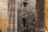 49 Breezy Creek Ln Maggie Valley, NC 28751