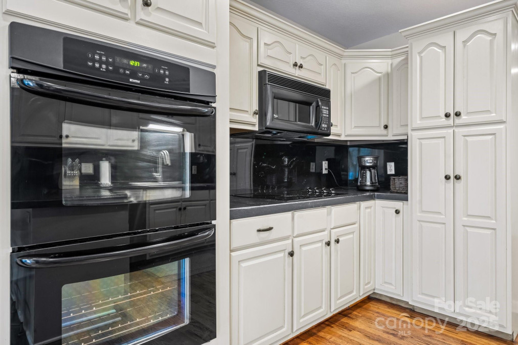 892 Plantation Dr Marion, NC 28752