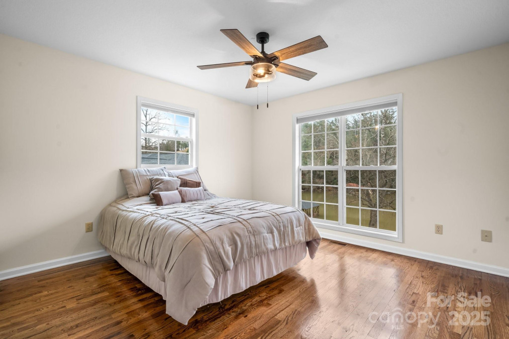 892 Plantation Dr Marion, NC 28752