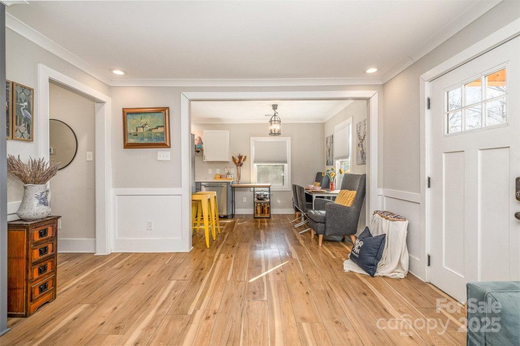 2137 Highland St Charlotte, NC 28208